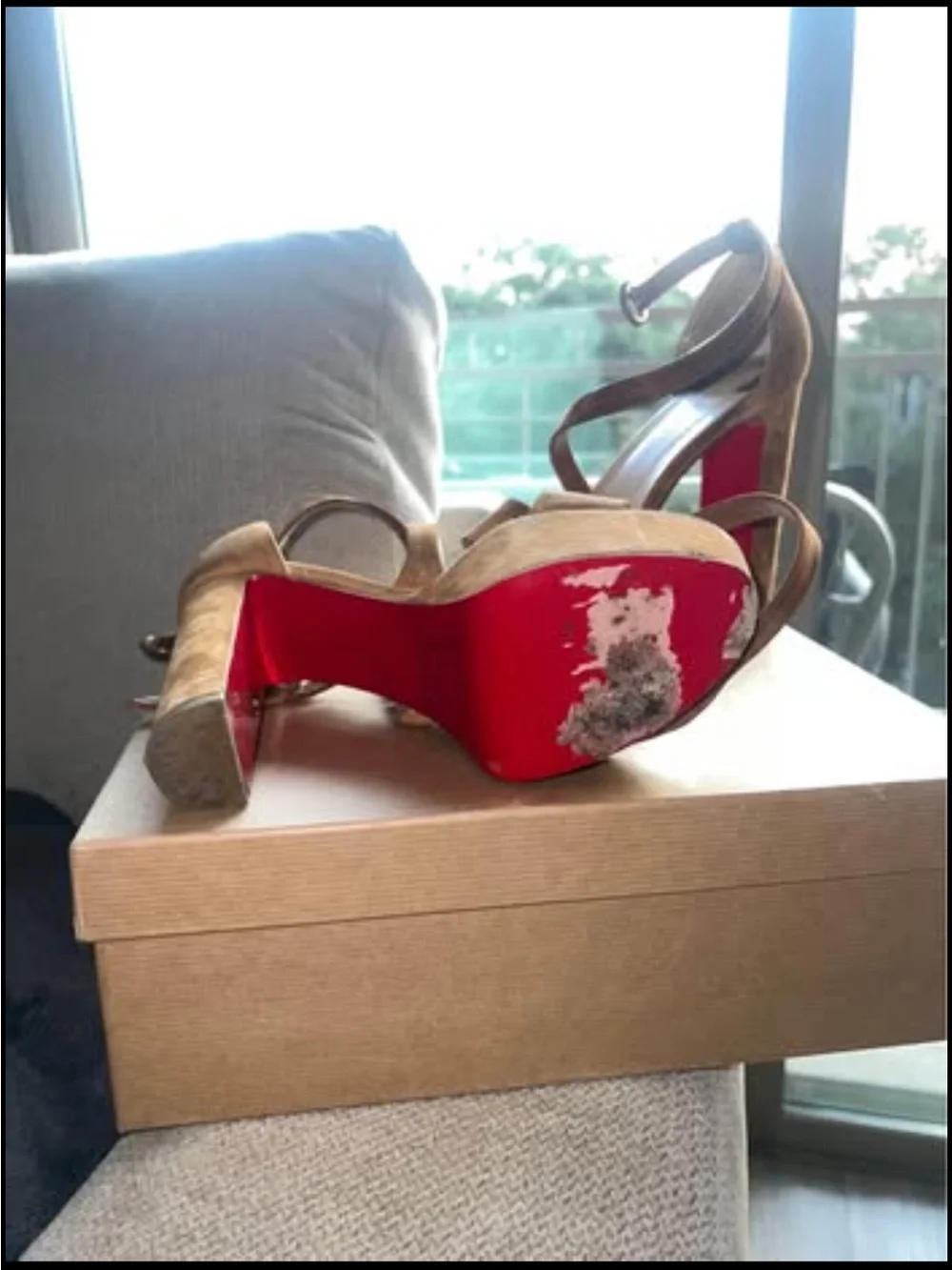 Loubi Bee 130 suede platform Red Bottoms size 37 Christian Louboutin Tan Suede P